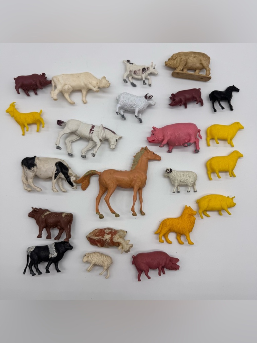 Vintage Farm Animal Toy Lot Cows Horses Pigs Sheep Plastic Figures